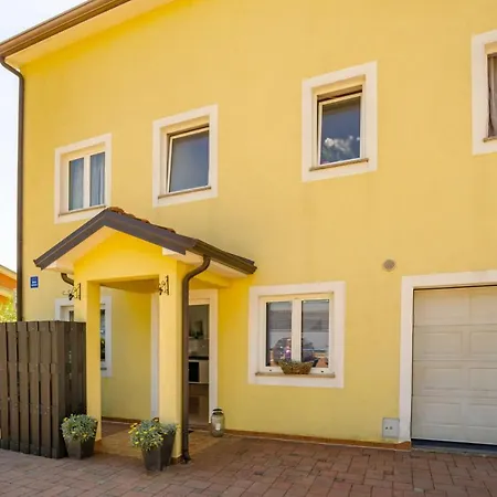 Guest house Bozica 3*