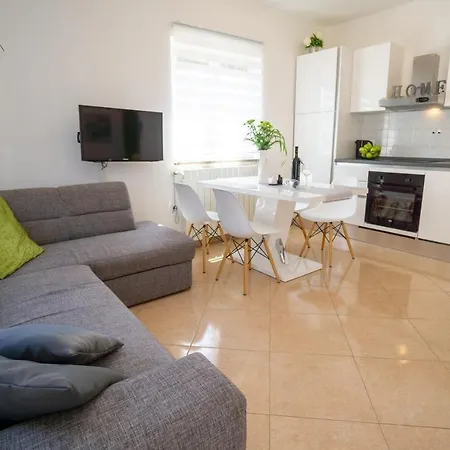 Bozica Guest house 3*